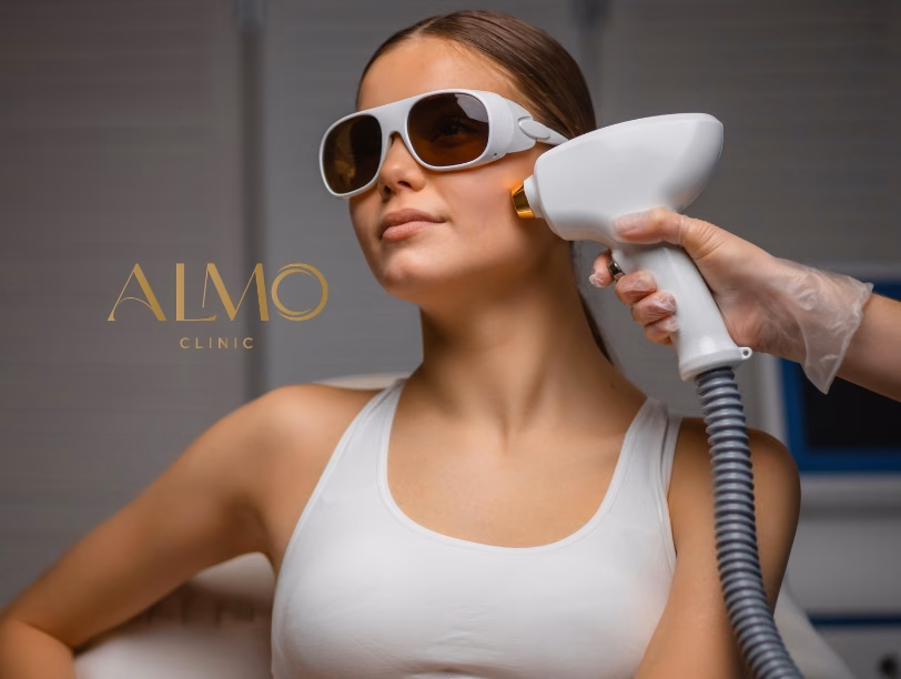 Tecnología de láser facial en ALMO Clinic Bogotá