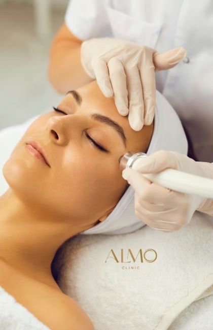 LHA LALA Peel glass skin facial resurfacing protocol at ALMO Clinic Bogotá